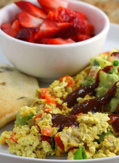 vegan breakfast tofu scramble